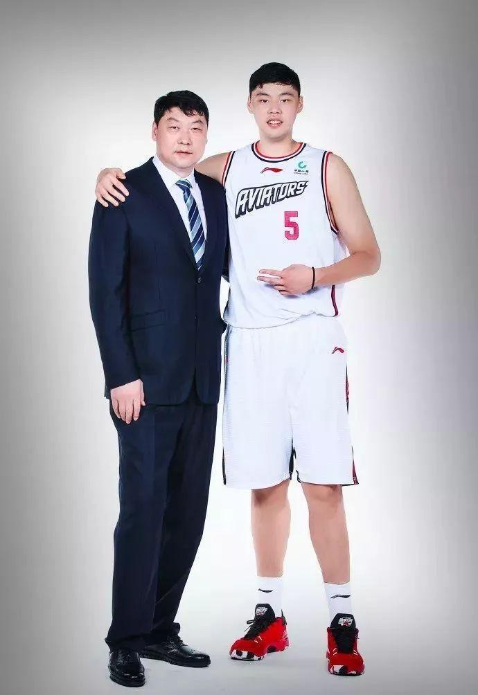 CBA球员王汝恒因脚伤将缺席下一轮比赛。的简单介绍