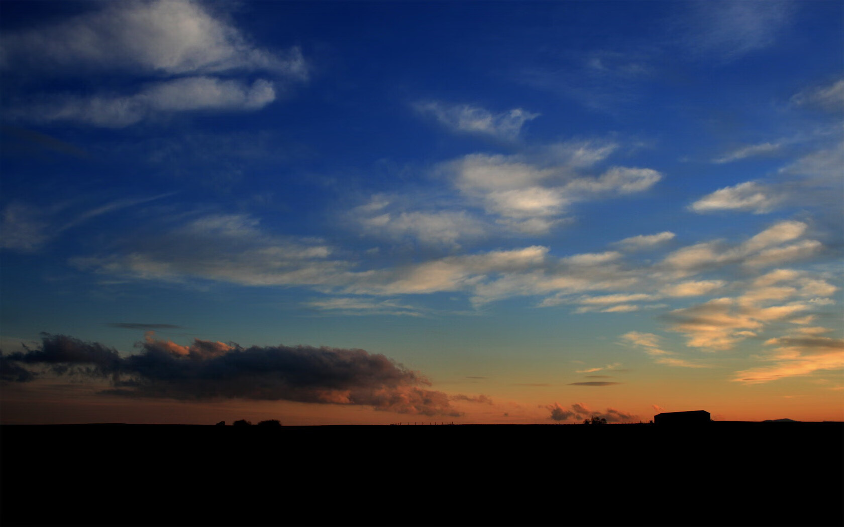 风暴来袭！勇士冲垮公牛，克莱持续制造杀伤