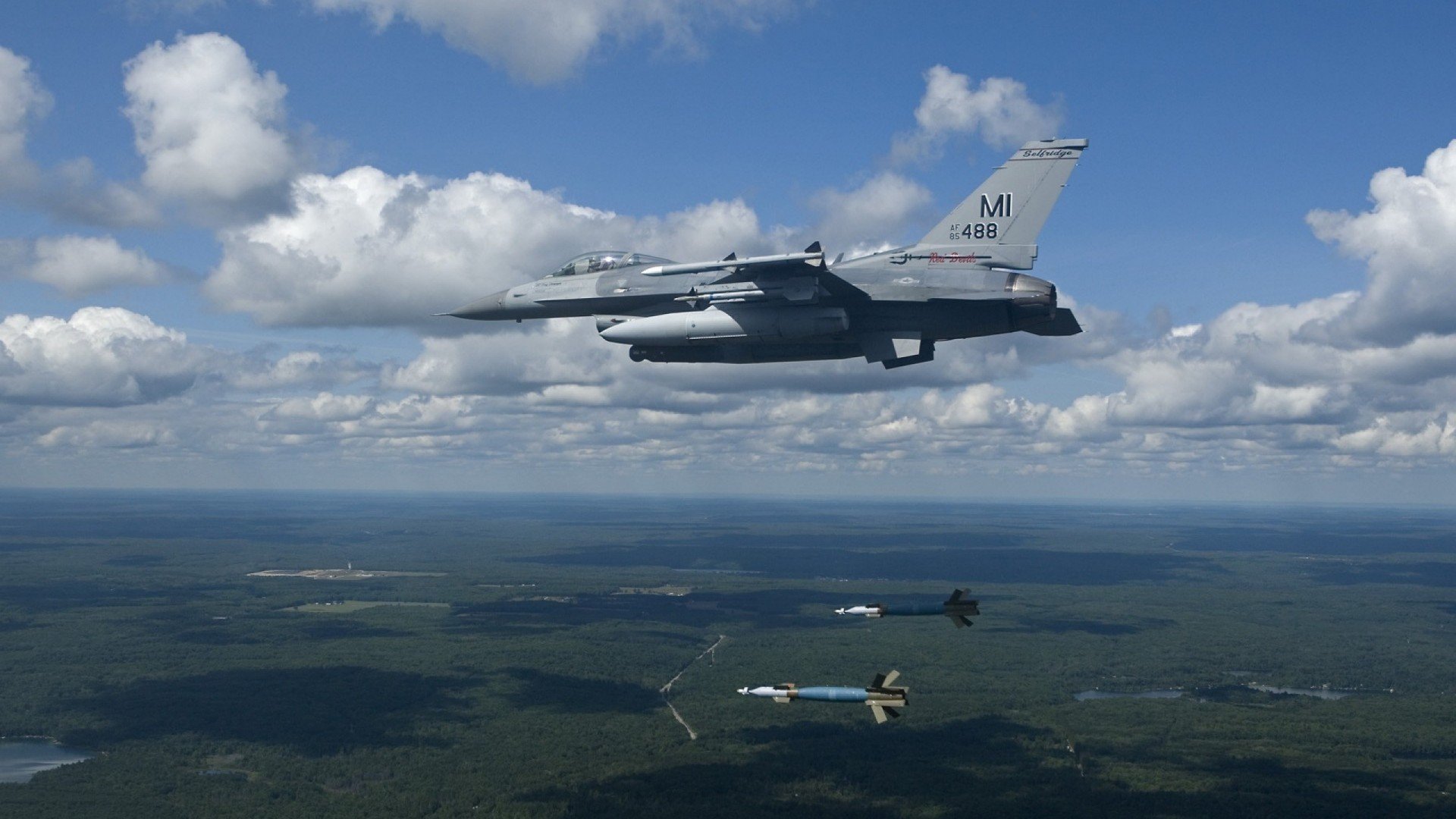 光之瞬间，奥斯梅恩闪电击穿拉齐奥防线，点燃绿茵史诗