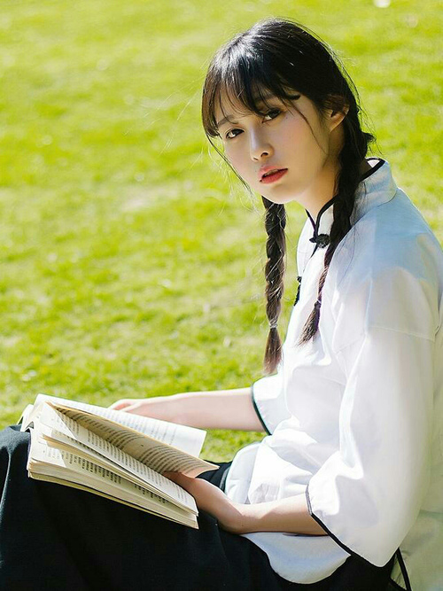 意甲焦点夜战火纷飞，远隔重洋的恩比德却在刷新另一种纪录